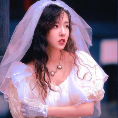 穿婚纱的女生唯美头像 韩版伤感女生婚纱头像 第6张