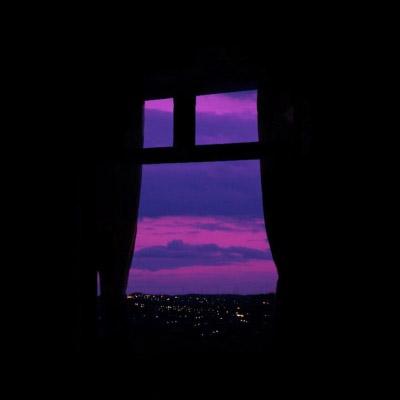 夜幕降临悲伤唯美图片 紫色系插图 第8张