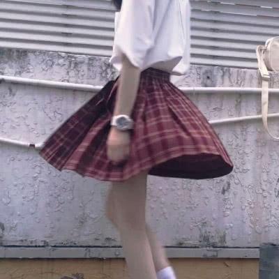 部位女头短裙控 中学生筷子腿图片 第4张